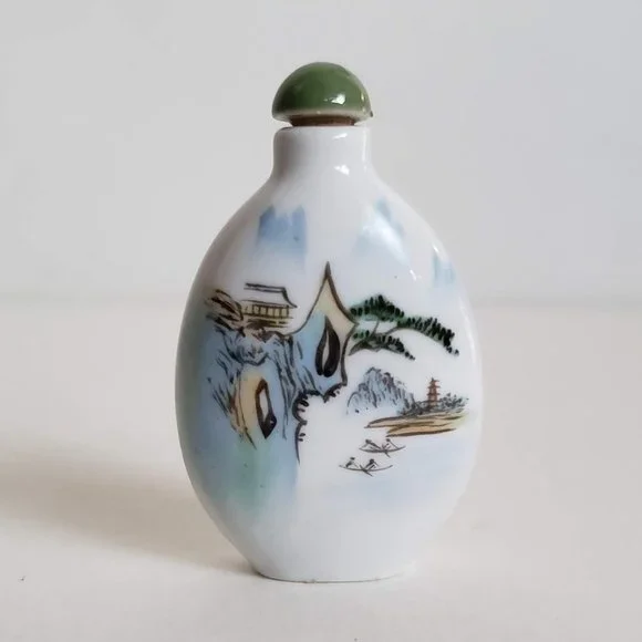 Collectible Chinese SNUFF BOTTLE Hand Painted Porcelain Small Miniature - Picture 6 of 8